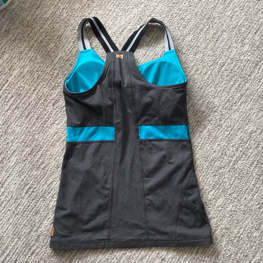Lucy Yoga Top - Picture 3 of 4